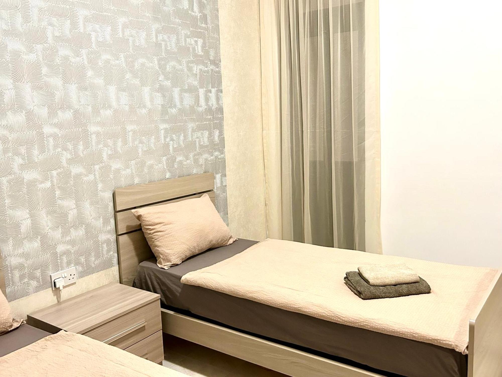 Arzella Apartments Xlendi Stylish Stay Near Beach Local Eats Extérieur photo