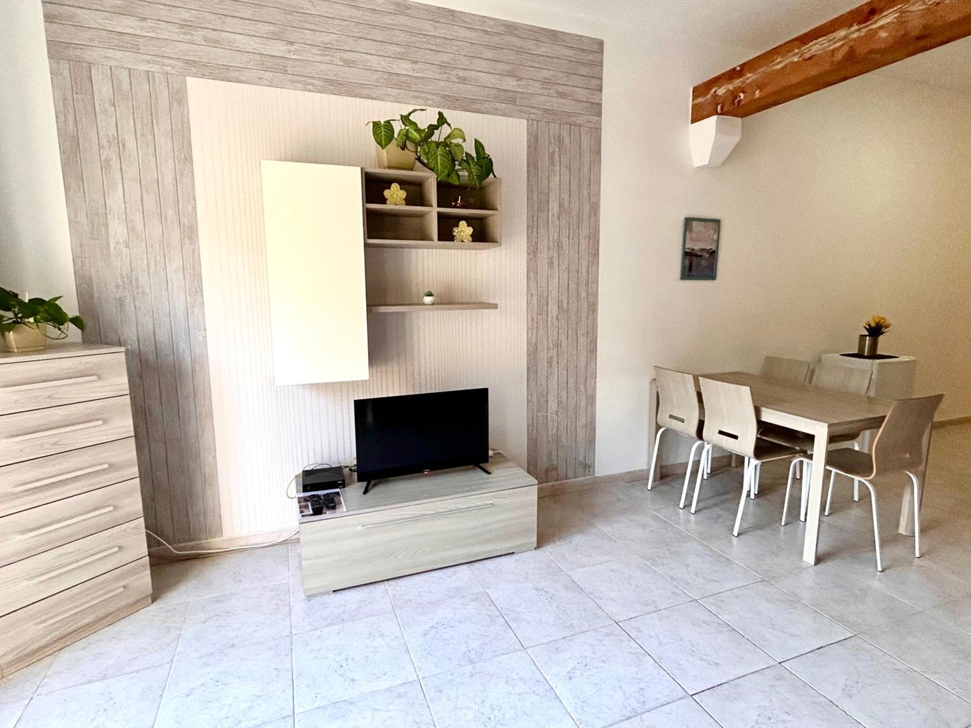 Arzella Apartments Xlendi Stylish Stay Near Beach Local Eats Extérieur photo