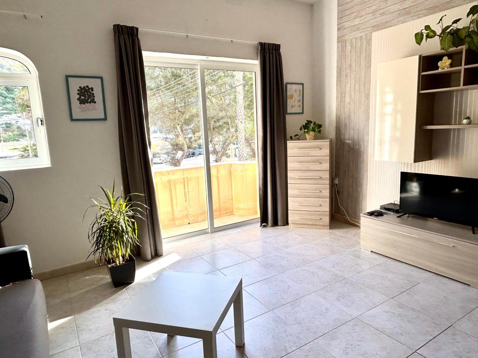 Arzella Apartments Xlendi Stylish Stay Near Beach Local Eats Extérieur photo