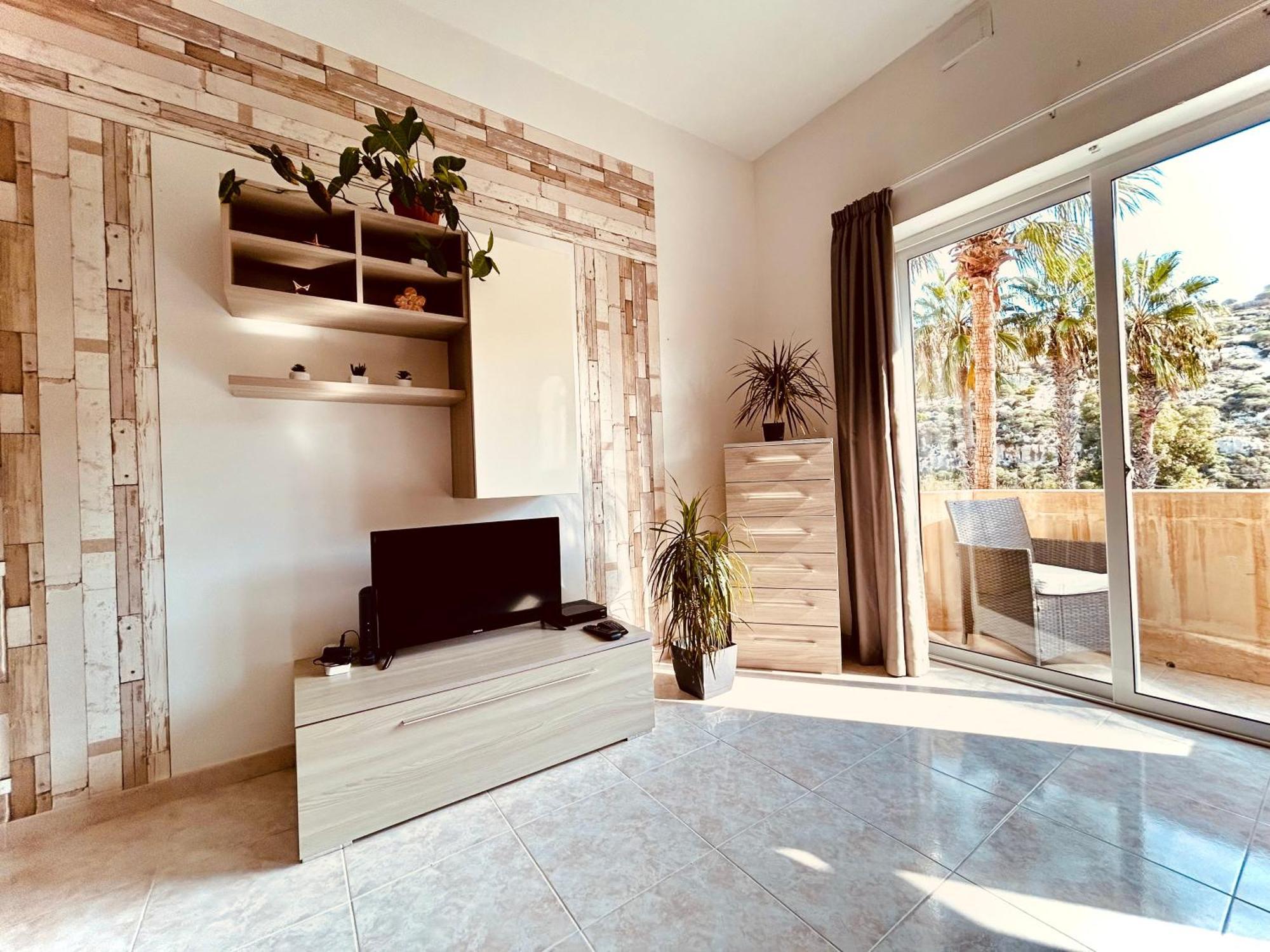 Arzella Apartments Xlendi Stylish Stay Near Beach Local Eats Extérieur photo