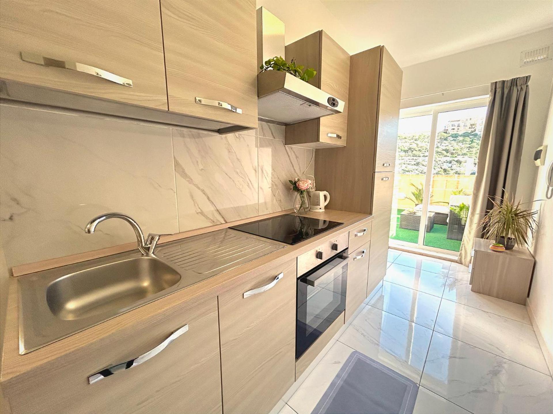 Arzella Apartments Xlendi Stylish Stay Near Beach Local Eats Extérieur photo