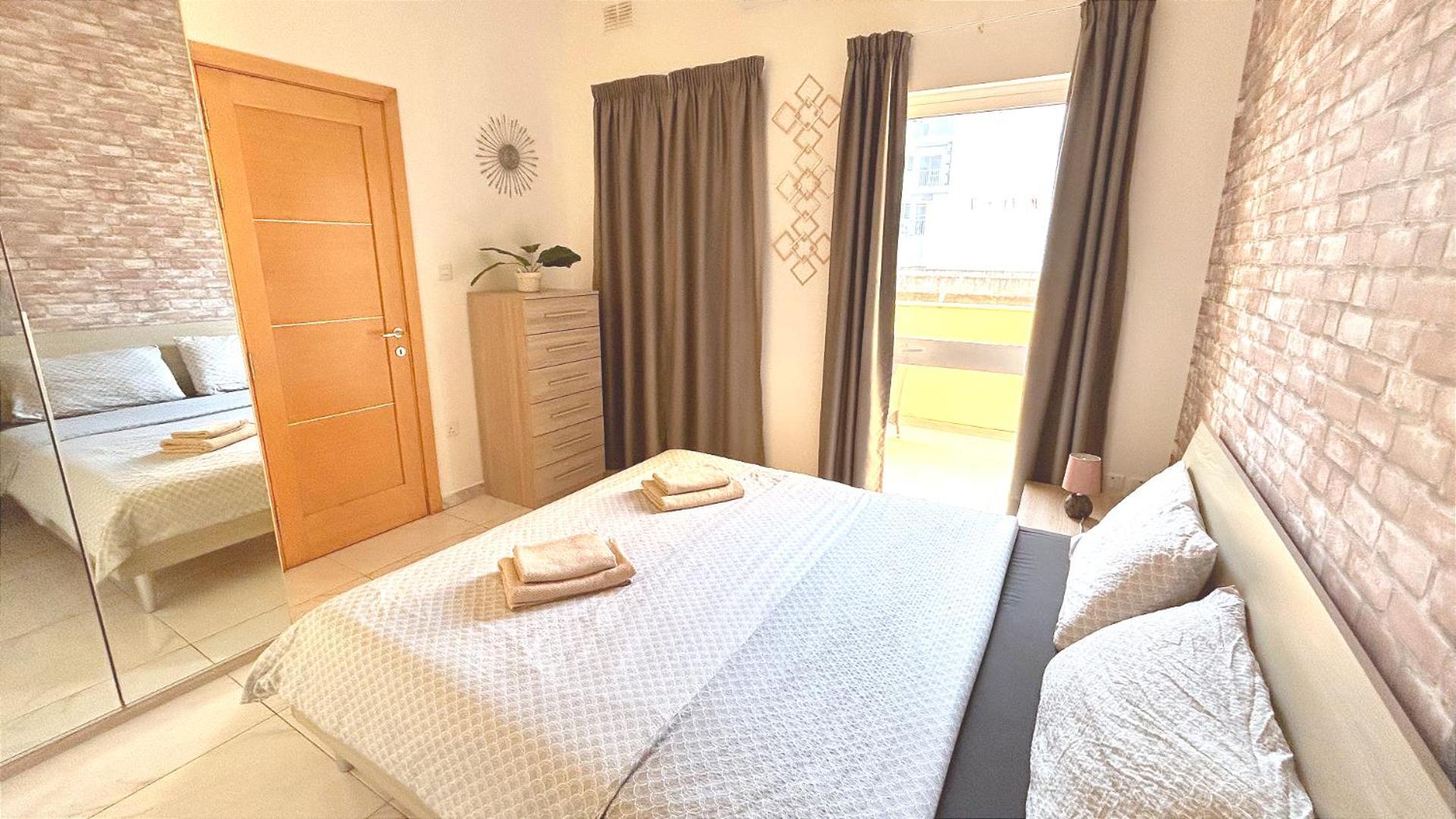 Arzella Apartments Xlendi Stylish Stay Near Beach Local Eats Extérieur photo
