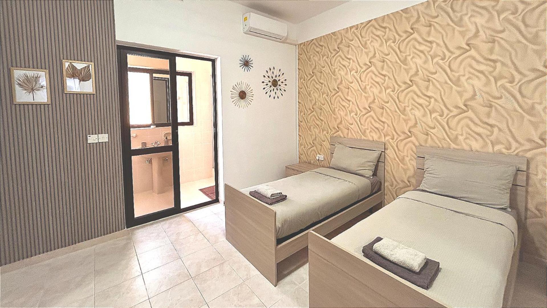 Arzella Apartments Xlendi Stylish Stay Near Beach Local Eats Extérieur photo